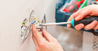 Электромонтажные работы Мценск цена 466 руб Электрика под ключ